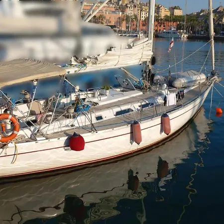 ספינת מלון Sailing Delfina ג'נובה
